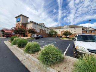 Motel 6-Richmond, VA - I-64 West - Richmond - 3