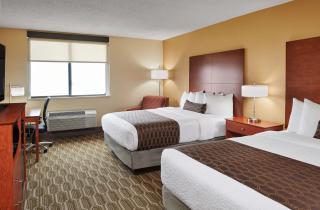 Best Western Plus Milwaukee Airport Hotel & Conference Center - Milwaukee - 8