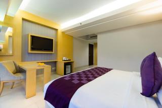 Quest Hotel Kuta by ASTON - Kuta - 8