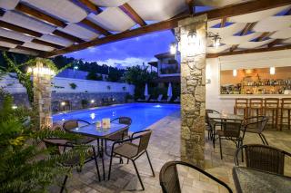 Neda Hotel - Olympia - 2