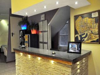 BARCELONA GOTIC Guesthouse - 2