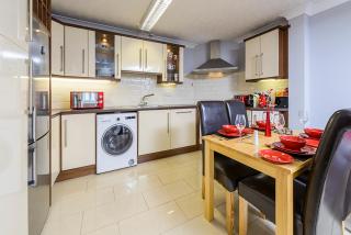 Henry Court Townhouse - 1