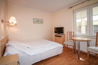 Nadmorskie Pokoje i Apartamenty - Krynica Morska - 3