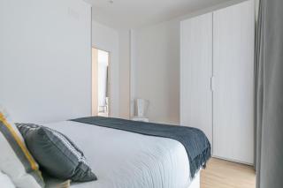 Riverside by Forever Rentals - 2