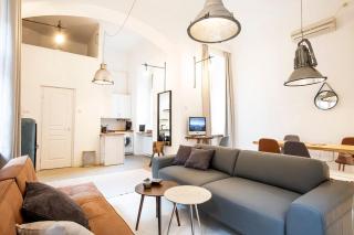 Danube Riverside DESIGNER apartment in city center - Budapest - 5