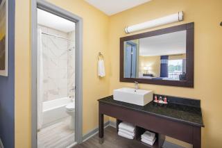 Days Inn by Wyndham Muscle Shoals - Muscle Shoals - 4