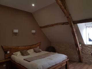 L'étable gourmande chambres d'hôtes et ferme auberge - Aubas - 1