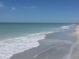 Joyce's Beachfront Penthouse - Clearwater Beach - 3