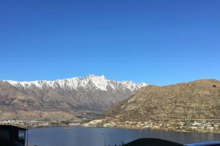 Executive Living in Bluewater - 3 Bedroom Apartment - Queenstown - 2