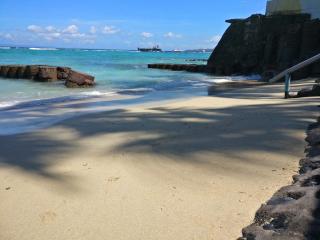 Villa Anjani - Oceanfront Villa, With Private Garden and Cook - Candidasa - Candi Dasa - 6