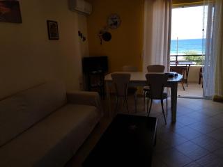 Located in one of the most beautiful sandy in Corfu , in Glyfada Beach .... - 8