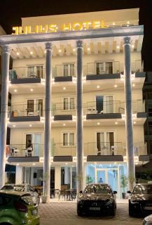 Julius Hotel - Golem - 8