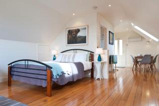 Loft Over The Vines - Richmond - 5
