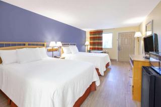 Days Inn by Wyndham Grantville - 2