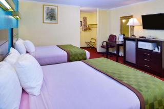 Rodeway Inn Orleans - Cape Cod - 3