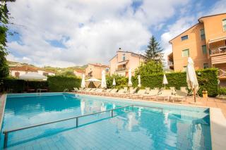 Residence Holidays - 6