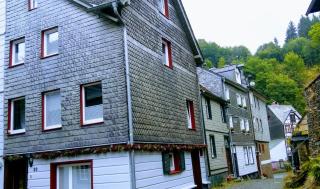 HIER & JETZT in Monschau City - 9