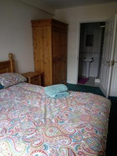 37 Atlantic Point, Ground Floor, Sea View Apartment sleeps 6 - Bundoran - 4