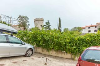 Panoramic View Apartment - Cres - 6