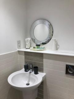 Hansen House 2 with Private Parking - Cardiff - 1