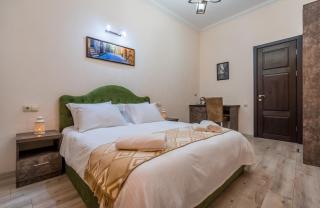 Golden Light Hotel - Tiflis - 8