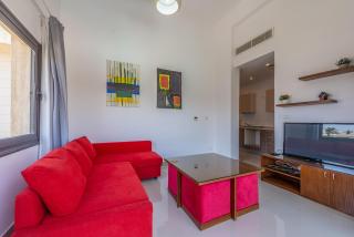 Golden Apartments Pool View 1-Bedroom Apartment in G-Cribs, El Gouna - 6