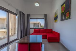 Golden Apartments Pool View 1-Bedroom Apartment in G-Cribs, El Gouna - Hurghada - 7
