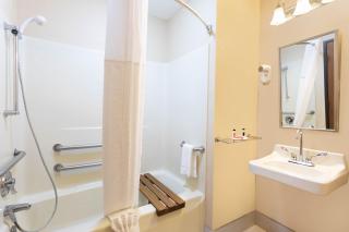 Clarion Pointe Harrodsburg-Danville - 7
