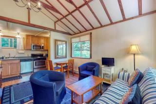 Pond Hill - 4