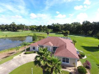 Luxury 4BR Pool Home with Jacuzzi- Inverness - 9