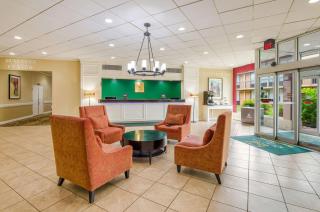 Quality Inn Roanoke Airport - Roanoke - 4