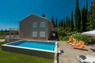 Apartments Vila Harmonia - Čilipi - 9