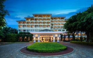 Palm Beach Resort & Spa - Sanya - 5