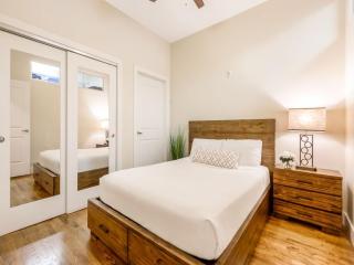 Gorgeous Condos Steps from French Quarter and Harrah’s St. - New Orleans - 5