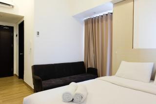 Cozy and Compact Casa De Parco Studio Apartment By Travelio - Tangerang - 9