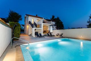 Mari House - Malinska - 0