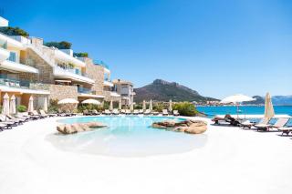 Gabbiano Azzurro Hotel & Suites - Golfo Aranci - 8