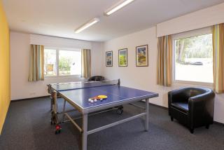 Zuhause in den Alpen Ihre Ferienwohnung mit Hallenbad und Sauna - Lenzerheide - 2