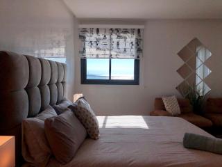 Marina, in a place called: Magnifique !!!!! - Casablanca - 1
