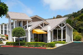 Spyglass Inn - Pismo Beach - 5