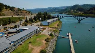 Jot's Resort - Gold Beach - 7