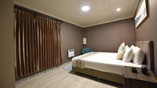 Regal Residency - Auckland - 2