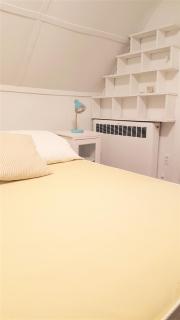 The Avondale Attic - Chicago - 5