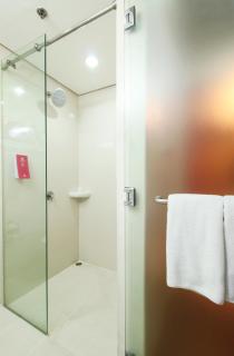 Red Planet Ortigas - Manila - 3