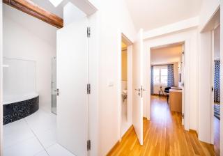 5BR+3.5BT Wilson Central apt. - Praga - 2