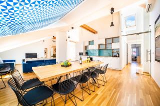 5BR+3.5BT Wilson Central apt. - Praag - 0