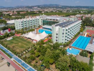 Grand Belish Hotel - Guzelcamlı - 0