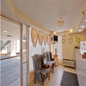 Americas Best Value Inn-Savannah - 6