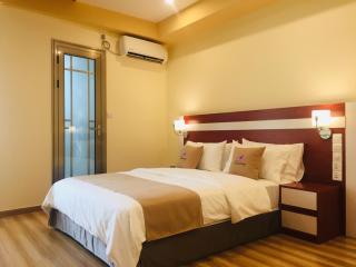 Rosemary Boutique - 1