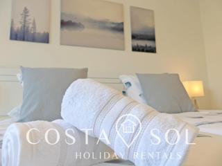 APARTAMENTO VACACIONAL A 1 MINUTO DE LA PLAYA - CARIHUELA TORREMOLINOS - Torremolinos - 2